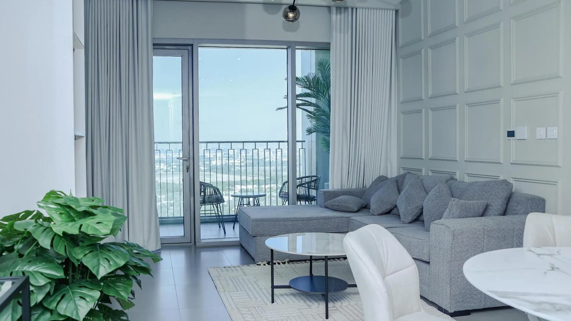 Unveil Downtown Luxury, 1Br Majestic Skyline Views - Downtown Views Ll contacts