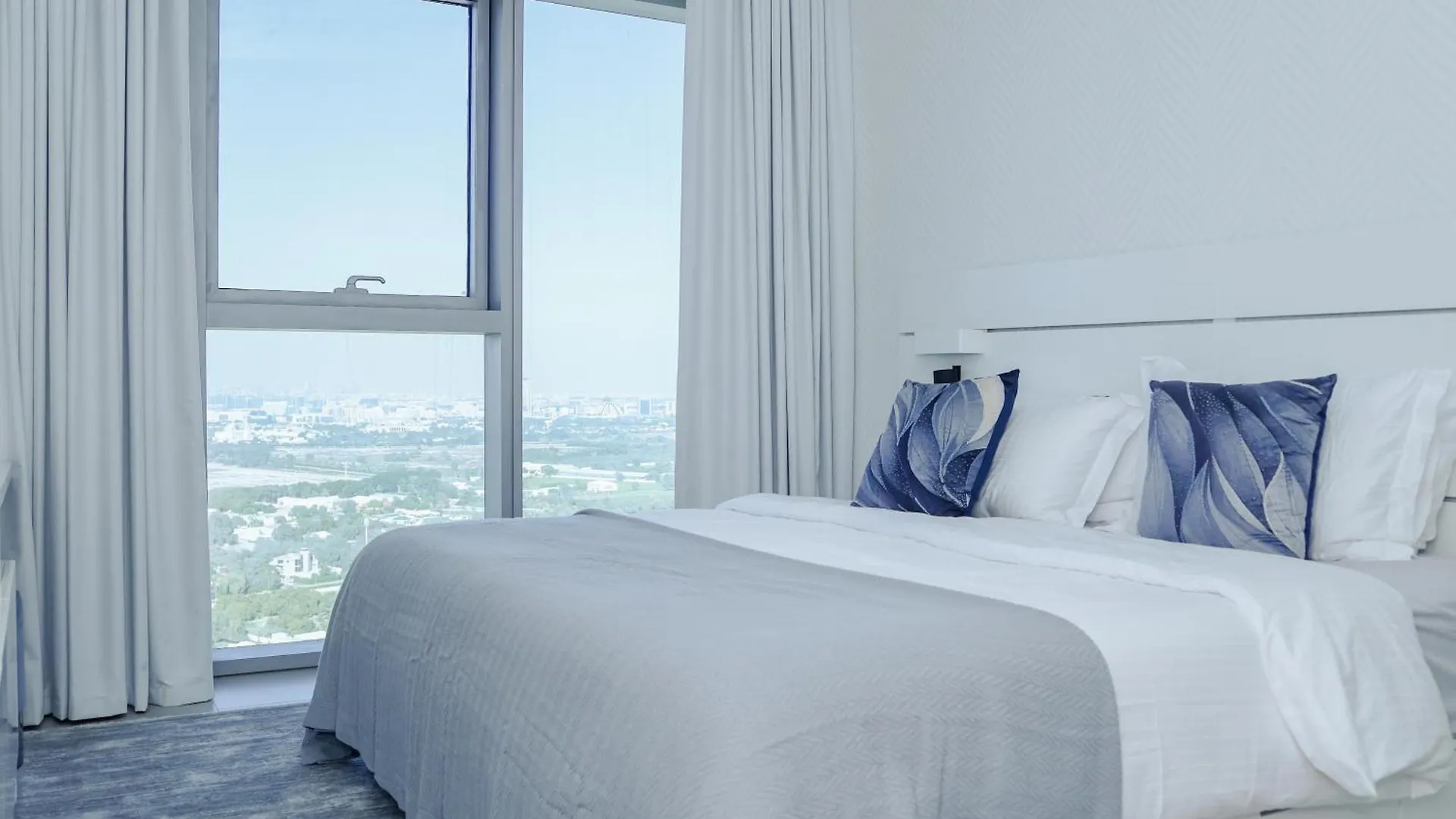 Unveil Downtown Luxury, 1Br Majestic Skyline Views - Downtown Views Ll Apartment Dubai